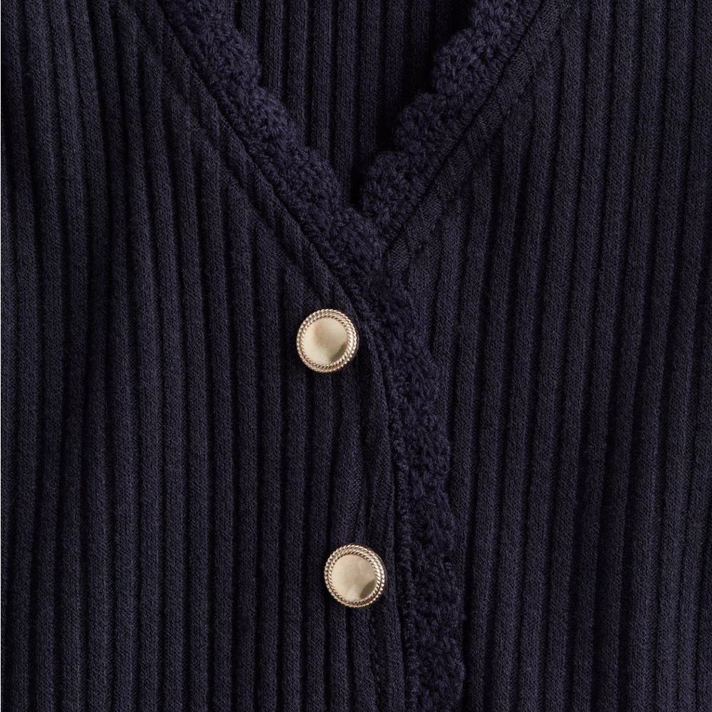 H&M Navy Blue Ribbed Button-Front Top Large - Picture 4 of 4